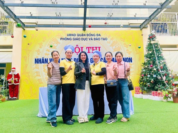 Hội thi nhân viên nuôi dưỡng giỏi cấp học mầm non quận Đống Đa