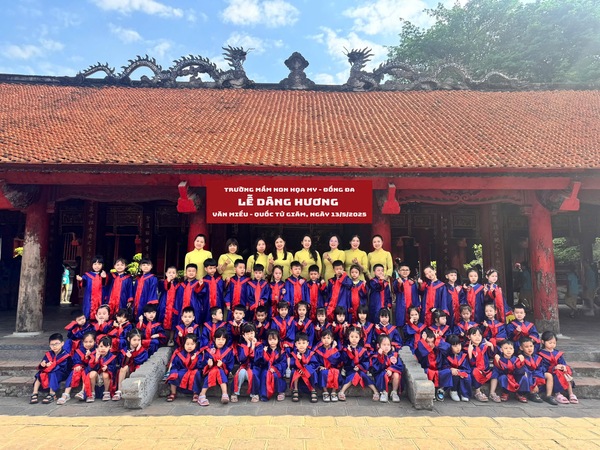 Lễ Dâng Hương Tại Văn Miếu - Quốc Tử Giám Của Trường MN Hoạ My